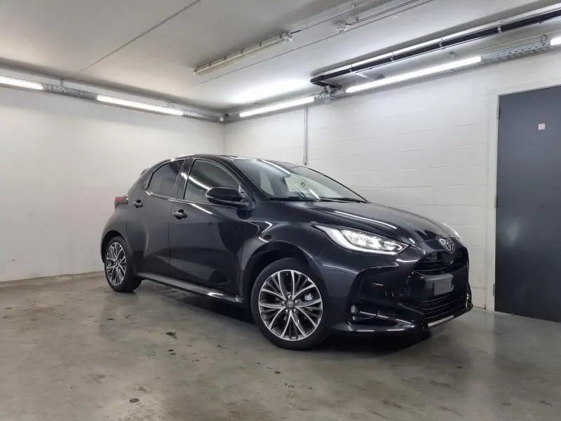 Occasie Toyota Yaris 5 d. 1.5 Hybrid e-CVT Style LHD 209 - NIGHT SKY BLACK METALLIC 2