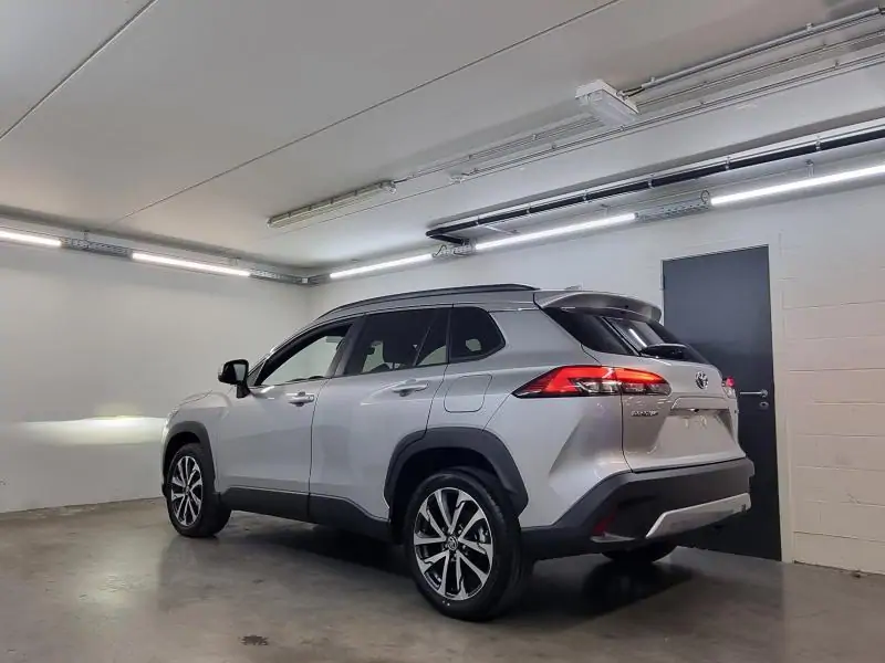 Occasie Toyota Corolla cross SUV 2.0 Hybrid 2WD CVT Style LHD 1L0 - SHIMMERING SILVER METALLIC 7
