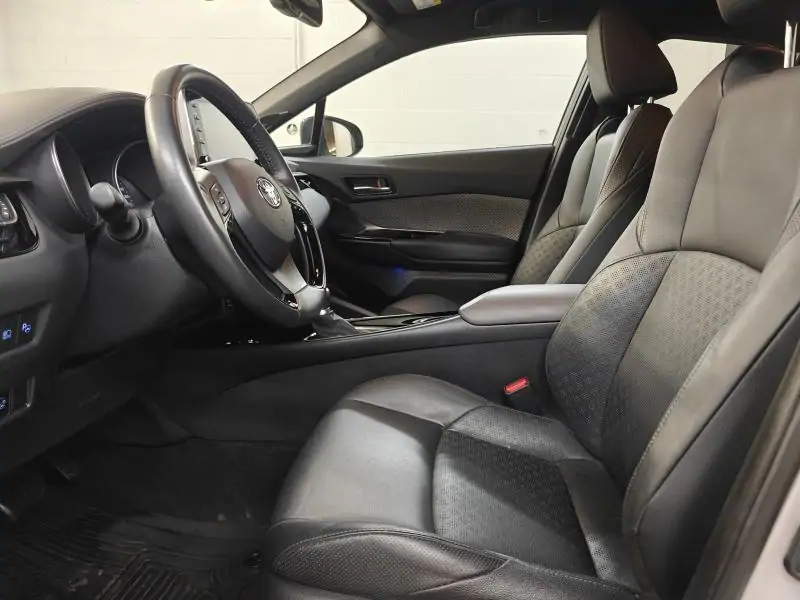 Occasie Toyota C-HR C-HIC BI-TONE - Premium Pack+ Navi - Garantie GREY - Gris 5