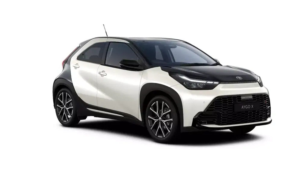 Nieuw Toyota Aygo x Hatchback 1.5 TNGA HEV CVT GR Sport LHD 2PU - WHITE PEARL / BLACK ROOF (2PU) 2