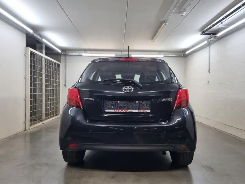 Occasie Toyota Yaris 1.4 D-4D 5D 5MT SOL 8
