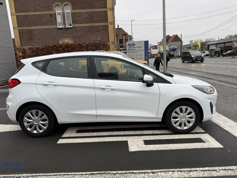 Occasie Ford Fiesta mca Connected 1.1i 75pk / 55kW M5 PN3GZ - "Frozen White" Speciale niet-metaalkleur 4