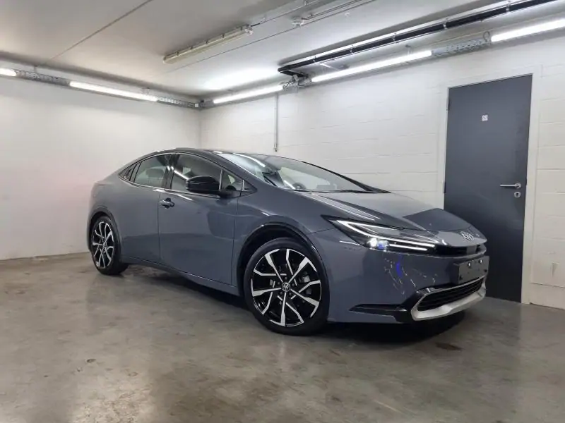 Occasie Toyota Prius PHEV Premium Plus + Pano dak GREY - Gris 2