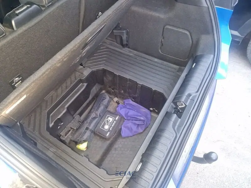 Occasie Ford Puma Titanium 1.0i EcoBoost mHEV 125pk / 92kW A7 2ZI - Speciale metaalkleur "Desert Island Blue" 19