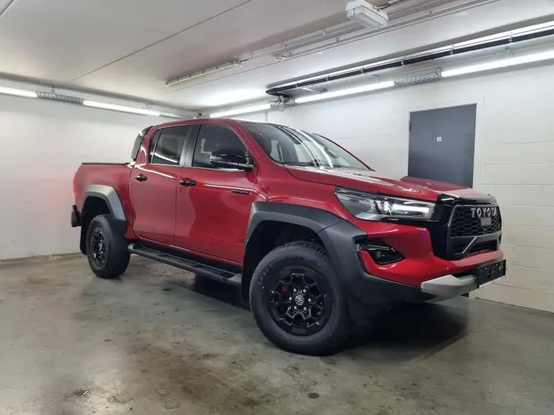 Occasie Toyota Hilux 4x4 Double Cab 2.8 204hp 6AT GR Sport LHD 3T6 - CRIMSON SPARK RED METALLIC 2