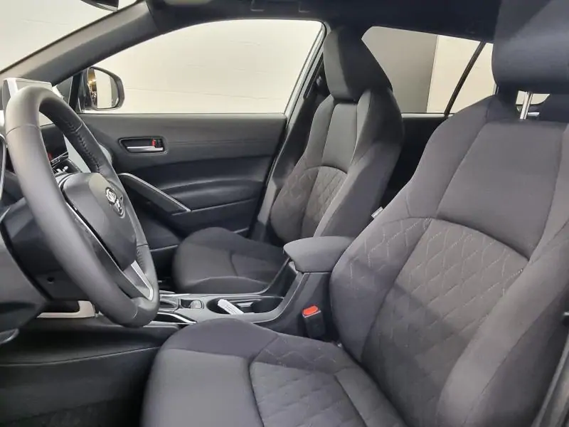Occasie Toyota Corolla cross SUV 2.0 Hybrid 2WD CVT Style LHD 1L0 - SHIMMERING SILVER METALLIC 4