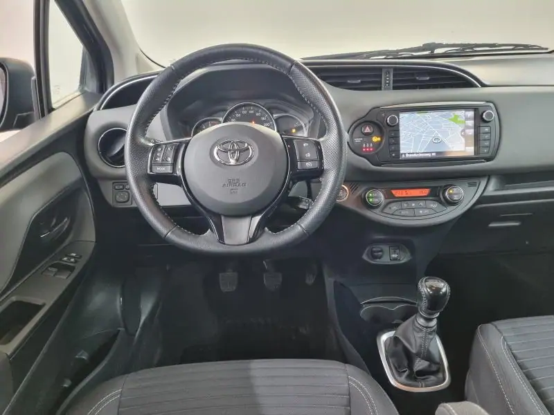 Occasie Toyota Yaris 1.4 D-4D 5D 5MT SOL 3