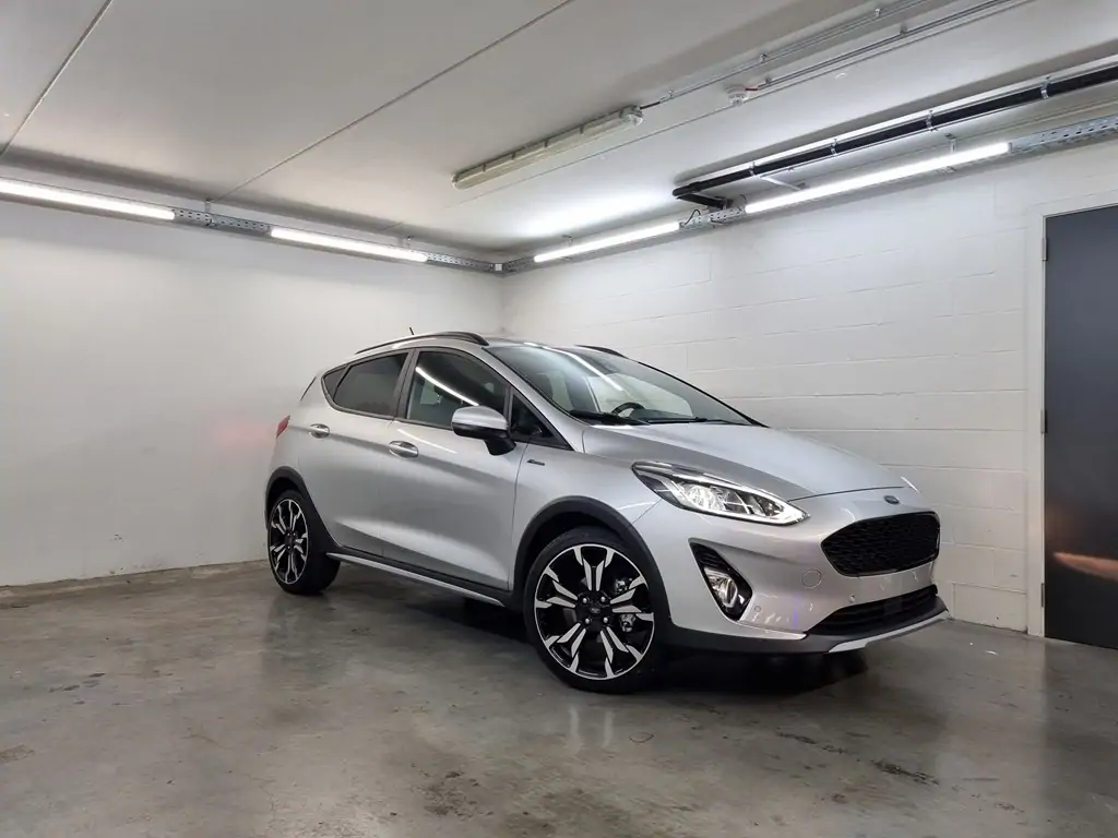 Demo Ford All-new ford fiesta Active 1.0i EcoBoost mHEV 125ps / 92kW M6 - 5d JK6 - Metaalkleur "Moondust Silver" 2