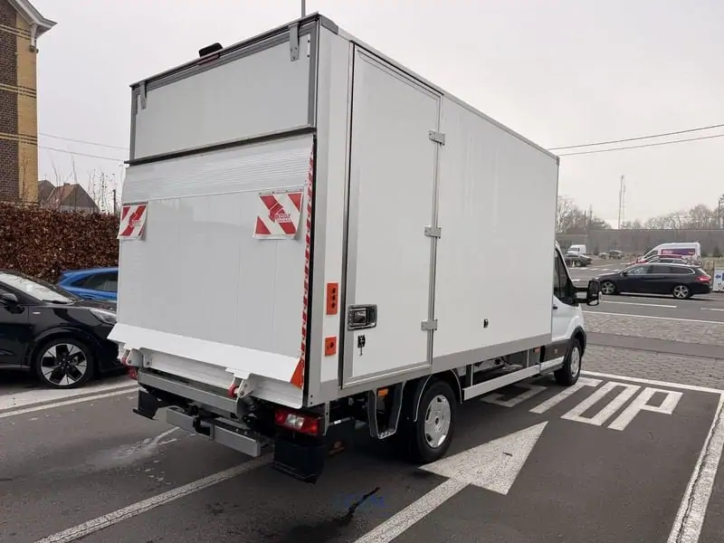 Nieuw Ford Transit 2t mca 350E Chassis enkele cabine L4 Trend M6 2.0 TD 130pk / 96kW N PN3GZ - "Frozen White" Speciale niet-metaalkleur 5