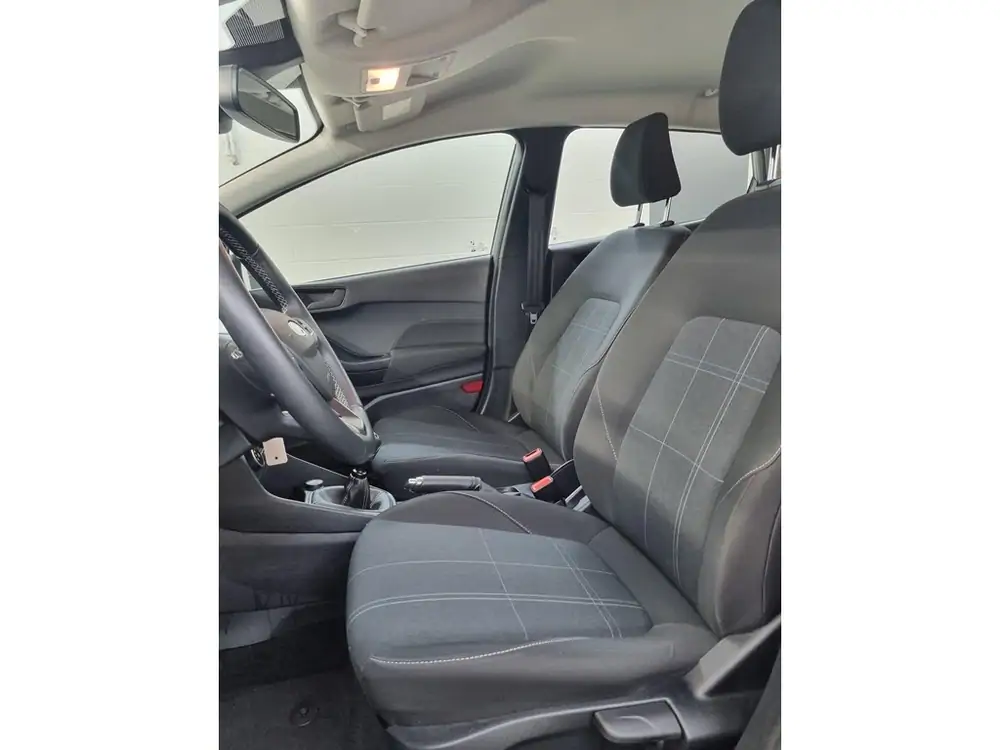 Occasie Ford All-new ford fiesta Connected  1.0i EcBst 95pk / 70kW M6 5d JKQ - Speciale metaalkleur "Magnetic" 5