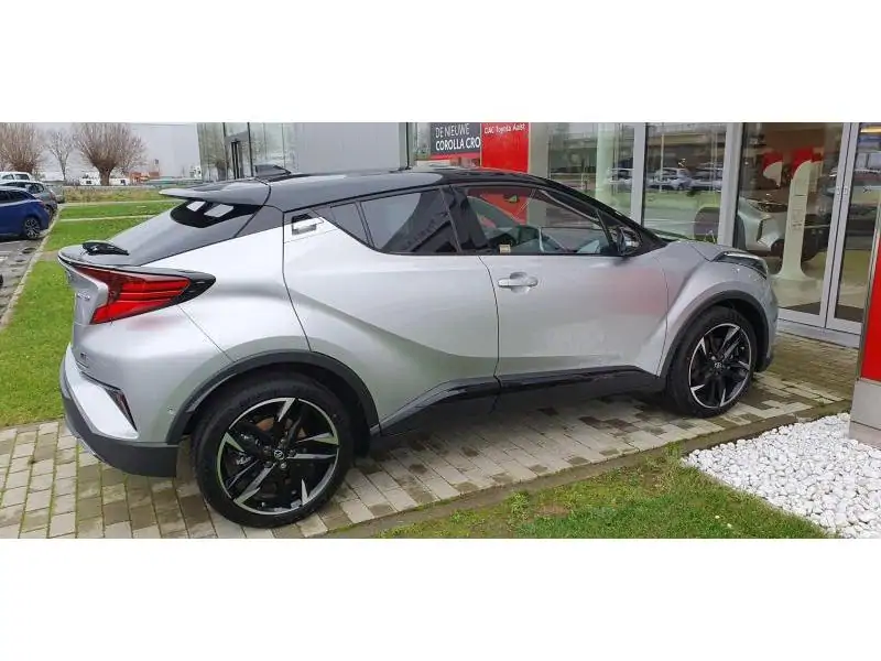 Occasie Toyota Toyota c-hr 5 d. 1.8L Hybrid CVT GR Sport LHD 2VU - Silver Metallic / Black 14