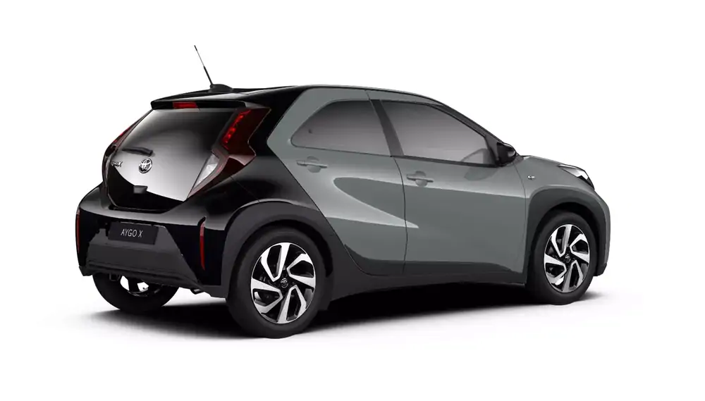 Nieuw Toyota Aygo x Hatchback 1.0L MT pulse LHD 2VN - Urban Khaki (6X3)/ Black Mica 3