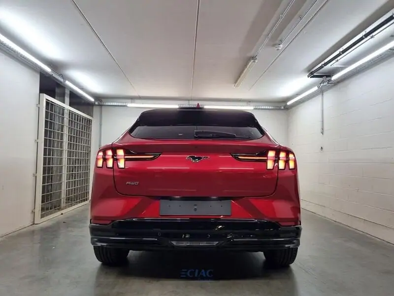 Nieuw Ford Mustang mach-e AWD 76kWh Standard Range 269pk/198kW - A1 7YF - "Rapid Red" Exclusieve metaalkleur 8