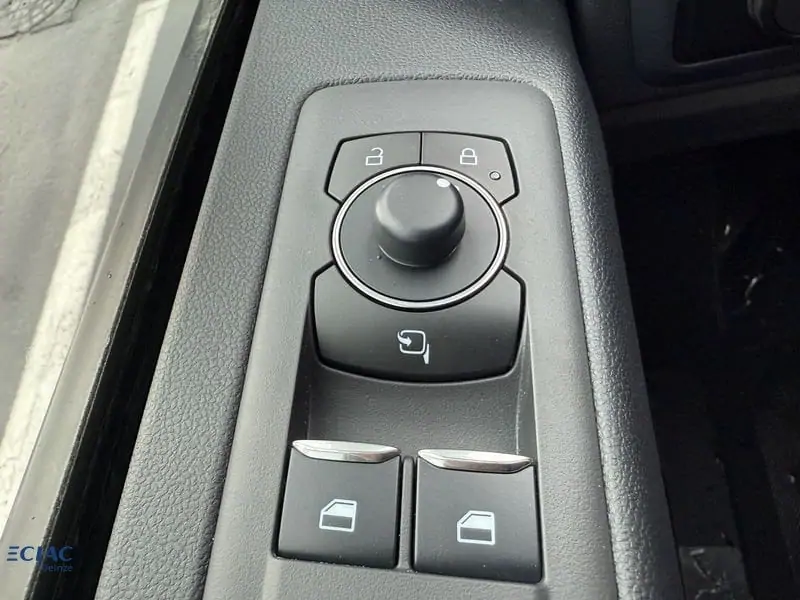 Occasie Ford Transit custom v710 BESTELWAGEN 320L LIMITED 2.0TD170 T6.2 A8 FWD LWB 2.0 TDCi 1 PN4FT - PN4FT 26