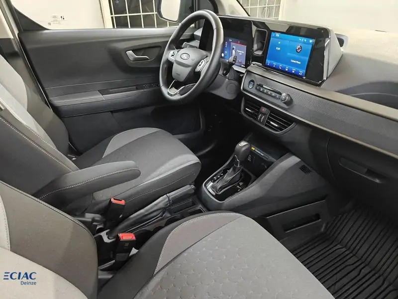 Occasie Ford V769 tourneo courier Titanium 1.0 Ecoboost 125pk / 92kw A7 PN4LQ - "Bursting Green" Metaalkleur 12