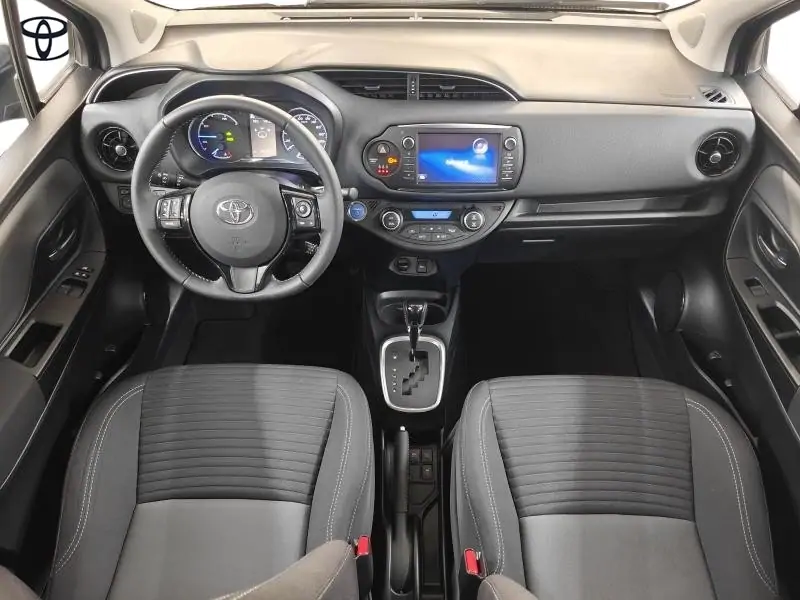 Occasie Toyota Yaris 5 d. 1,5 Hybrid e-CVT Comfort & Pack Y-C 8X2 - NEBULA BLUE METALLIC (8X2) 6