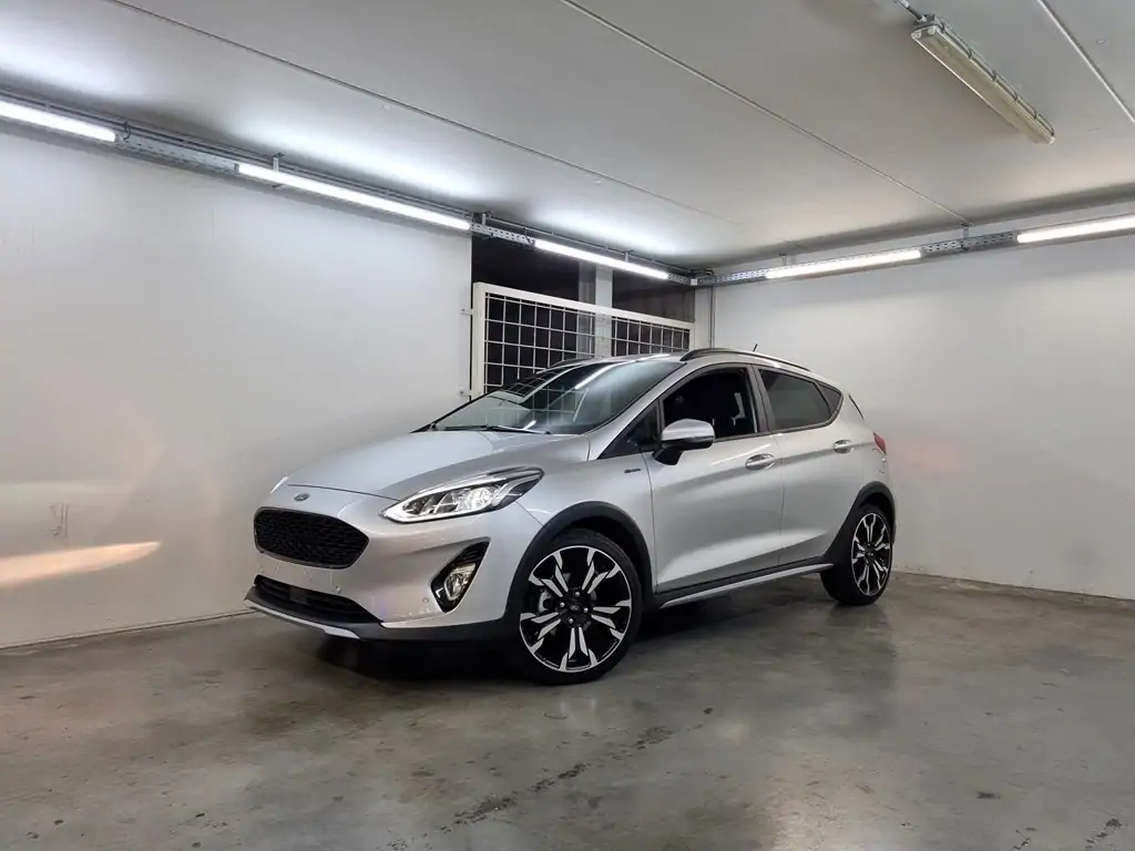 Demo Ford All-new ford fiesta Active 1.0i EcoBoost mHEV 125ps / 92kW M6 - 5d JK6 - Metaalkleur "Moondust Silver" 1