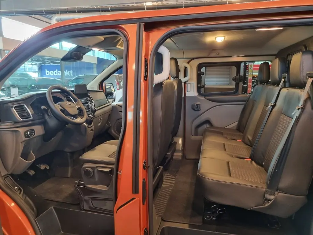 Occasie Ford Transit custom 320L Multi use: bestelwagen met dubbele cabine L2 Sport M6 2 BYO - Metaalkleur: Orange Glow 9