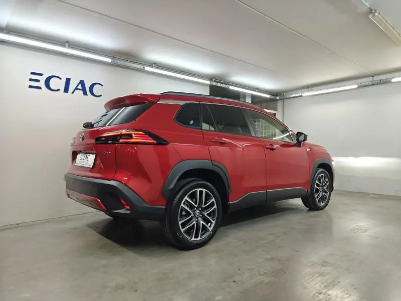 Nieuw Toyota Corolla Cross Style - Zetelverwarming - elek koffer - Nieuwe wagen RED - Rouge 10