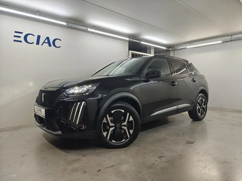 Peugeot 2008 1.2 hybrid