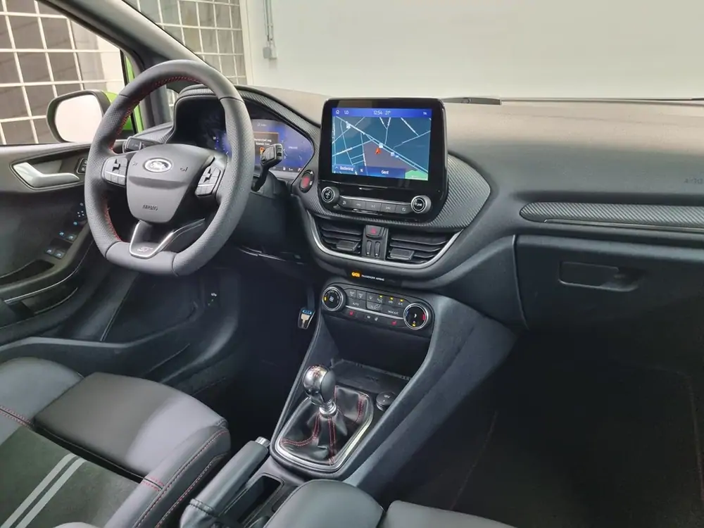 Nieuw Ford Fiesta mca ST Ultimate 1.5i EcoBoost 200pk / 147kW M6 73M - Exclusieve metaalkleur "Mean Green" 11
