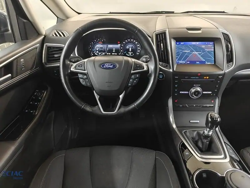 Occasie Ford S-max Titanium 2.0 TDCi 150pk - 110kW Auto-Start-Stop M6 3