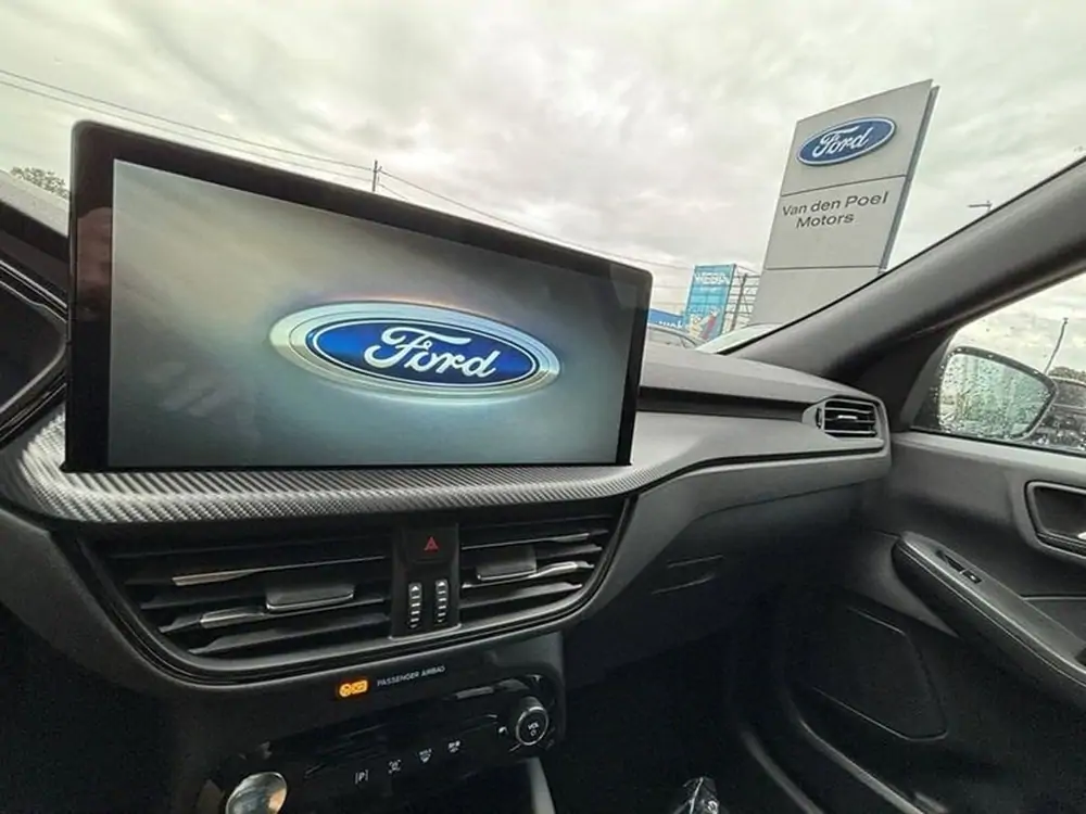 Nieuw Ford Kuga mca ST-Line 2.5i FHEV 180pk/132kW - HF45 Auto PN4GM - "Agate Black" Metaalkleur 11