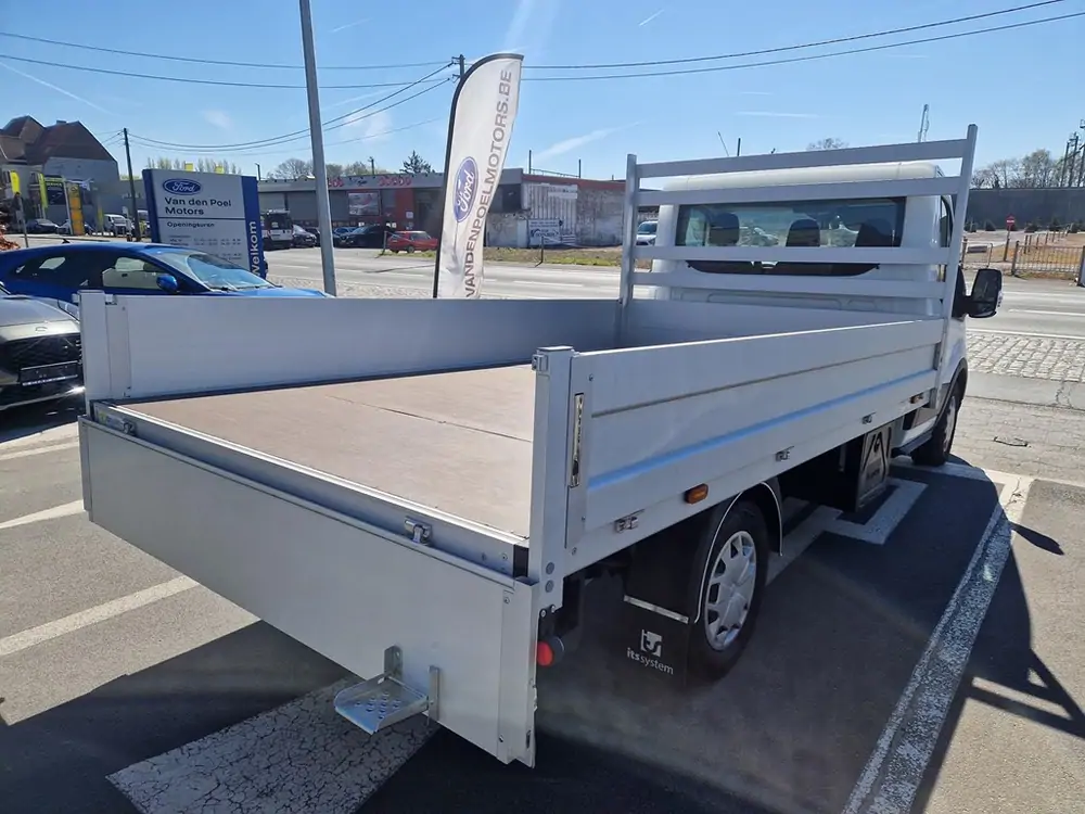 Occasie Ford Transit 2t mca 350L Chassis enkele cabine L3 Trend/met laadbak M6 2.0 TD 13 AXW - niet-metaalkleur: Frozen White 4