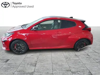 Nieuw Toyota Yaris gr Hatchback 1.6L Turbo MT High Performance 3U5 - EMOTIONAL RED METALLIC P