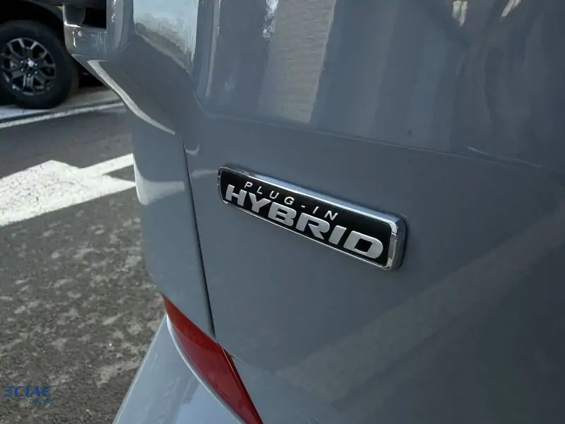 Occasie Ford Transit custom v710 MULTI-USE 320S SPORT 2.5T 227 T62P CT FWD SWB 2.5i 232pk / 171kW PHEV PN4EG - Premium niet-Metaalkleur: Grey Matter 23