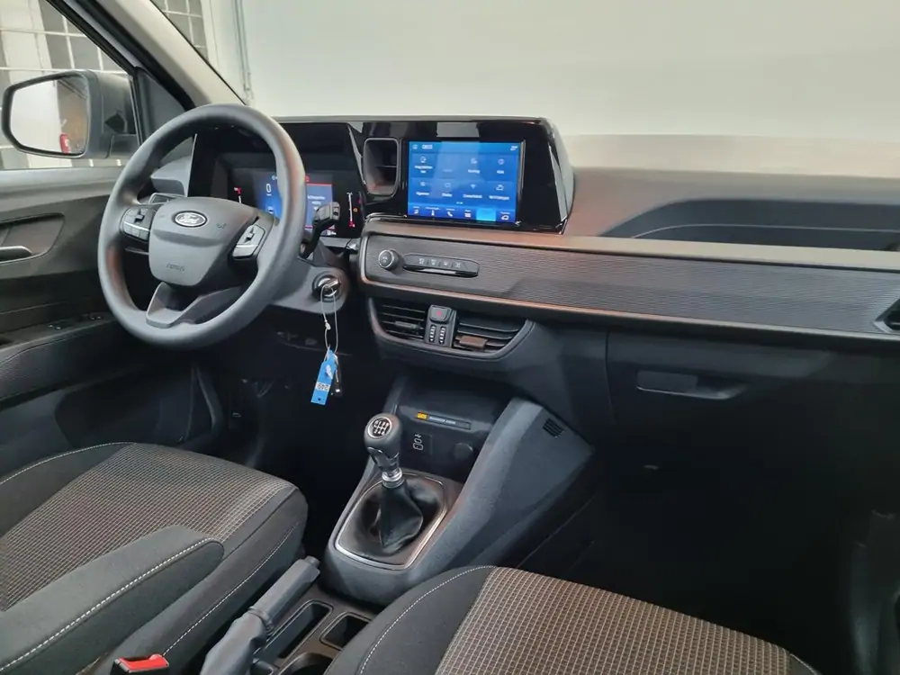 Demo Ford V769 tourneo courier Trend 1.0 Ecoboost 125pk / 92kw M6 BAA - Frozen White 11