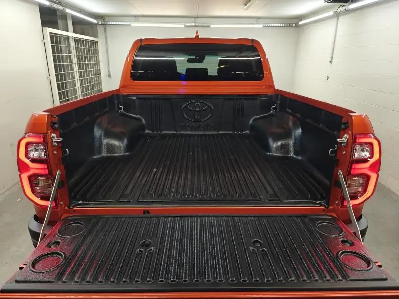 Occasie Toyota Hilux DC - 2.8 MHEV Diesel - Invincible - ORANGE - Orange 12