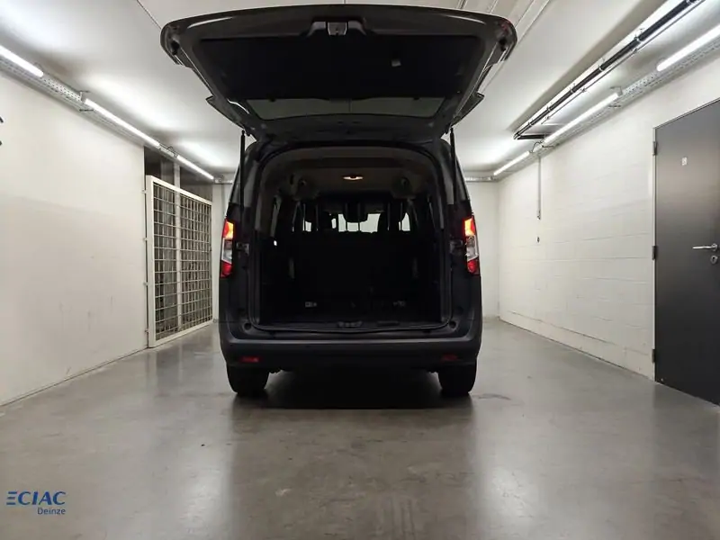 Occasie Ford V769 tourneo courier Titanium 1.0 Ecoboost 125pk / 92kw A7 PN4LQ - "Bursting Green" Metaalkleur 9