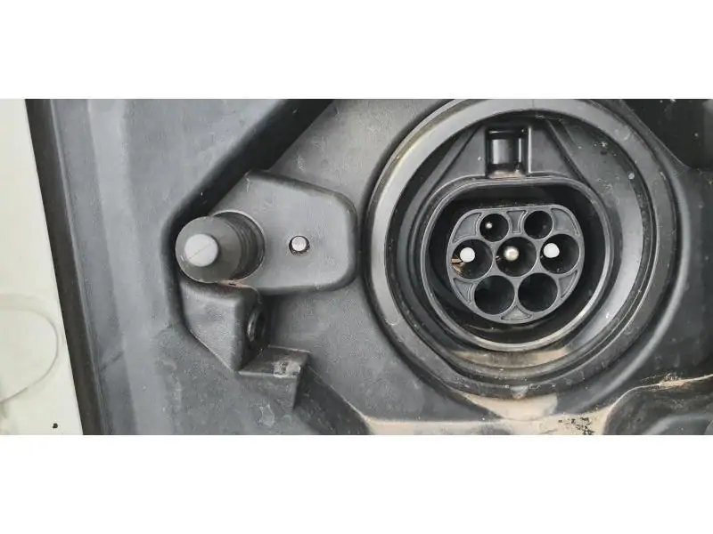 Occasie Toyota Rav4 plug-in SUV LWB Plug-in CVT Style Plus LHD 2PU - WHITE PEARL / BLACK ROOF 4