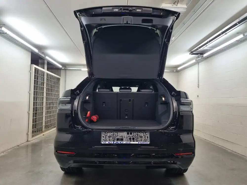 Demo Ford Cx740l capri Capri 77kWh Extended Range RWD 286pk/210kW - A1 PN4GM - "Agate Black" Metaalkleur 8