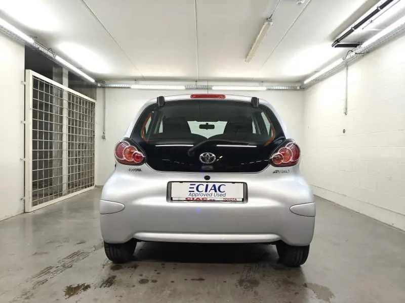 Occasie Toyota Aygo Life - 60987km - Airco - Garantie GREY - Gris 8