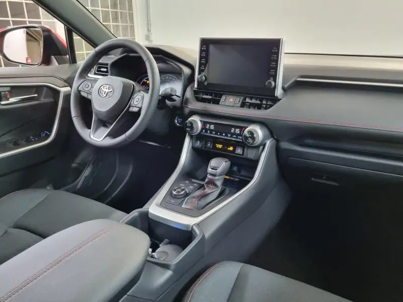 Nieuw Toyota Rav4 plug-in SUV LWB Plug-in CVT Dynamic Plus LHD 3U5 - EMOTIONAL RED METALLIC P 11