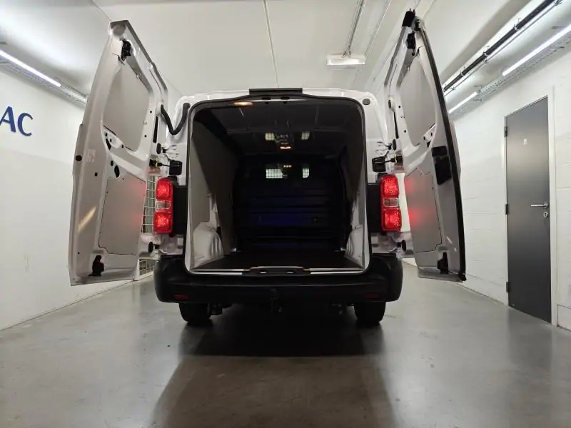 Nieuw Toyota Proace LONG 2.0L Diesel 144hp MT Comfort 1d LHD EPR - Icy White 6