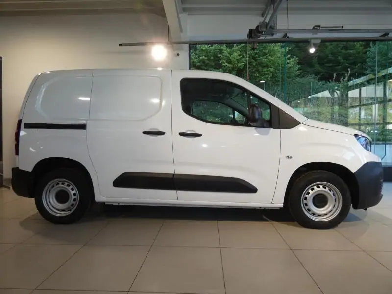 Occasion Peugeot Partner V Premium Blanc (WHITE) 2